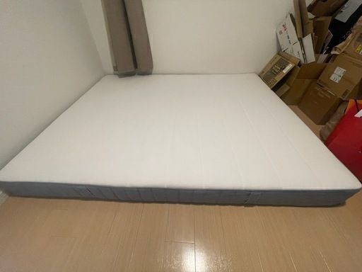 IKEA クイーンマットレス（ヴェステロイ）