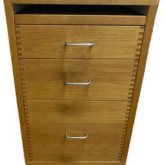 レトロ★おしゃれ　キャビネット　3段の画像