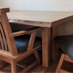 【値下げ】6人用ダイニングテーブルの画像