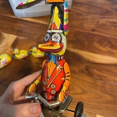 ブリキのおもちゃの画像