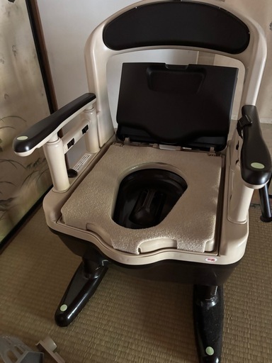 安寿 ポータブルトイレ FX-30 らくゾウくん 自動ラップ 標準便座
