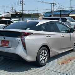 月々3万円～　自社ローン歓迎　☆50プリウス　Bluetooth☆　の画像