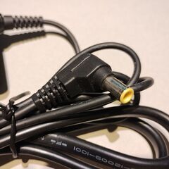 NECプラットフォームズ ACアダプタ AL1-004258-001の画像