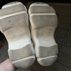 厚底サンダル　24cmの画像