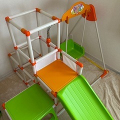 ジャングルジム滑り台・ブランコor鉄棒の画像