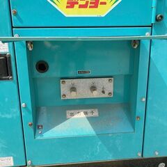 デンヨー 30kVA エンジン 発電機 DCA-30SPXT 単相 2線式 (D6414txxwY)の画像