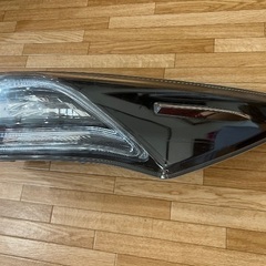 中古ハリアーテールレンズの画像