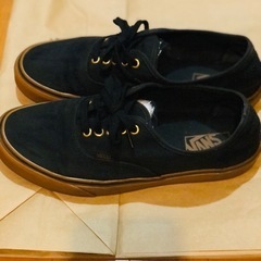 本日値下げしました。7/6〜　Vans Authentic ガムソールのユーズドスニーカー1組の画像