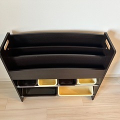 子供　絵本棚　おもちゃ棚
の画像