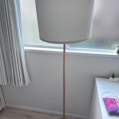 フロアランプ　IKEA 高さ153cm の画像