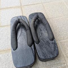 黒塗り下駄の画像