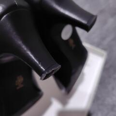 パンプス　22.5cm　黒の画像