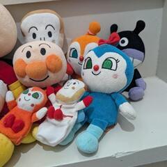 アンパンマンシリーズのぬいぐるみの画像