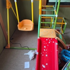 【無料】ブランコ、滑り台付きジャンルジム