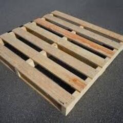 木製パレット（1m×1m）が欲しいです。