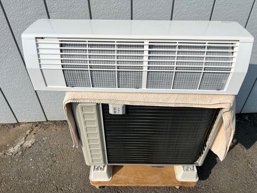 ■ほぼ未使用■日立 エアコン 6畳用 2.2kw 2022年製 白くまくん■HITACHI RAS-AJ22M(W) 単相100V 新冷媒R32