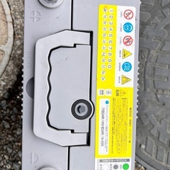 車のバッテリー