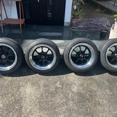 ミッキートンプソン 深リム １５インチ 6穴 10.5J? 深リム PCD139.7のYahoo!オークション(旧ヤフオク!)の相場・価格を見る