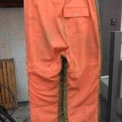 チェンソー防護ズボンの画像