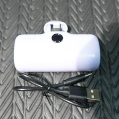 Lightningモバイルバッテリーの画像
