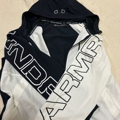 【決定】UNDER ARMOUR ナイロンパーカーの画像
