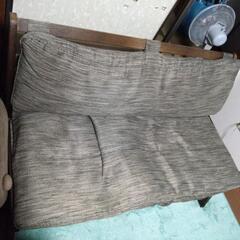 ダイニングテーブルの画像