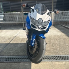 スズキ GSX-R750の画像