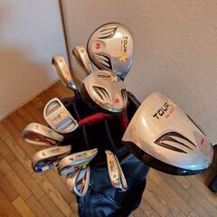 男性用ゴルフクラブセット　キャディバッグ付き12本の画像