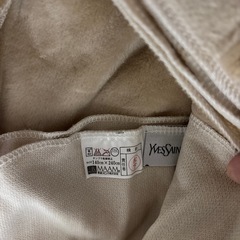 イヴ・サンローランボアシーツの画像