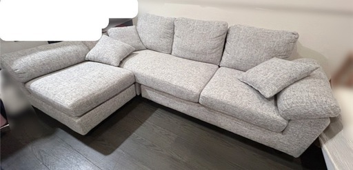 ゆったり座れる3人掛けソファ