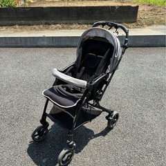 【最終価格】ピジョン　ベビーカー