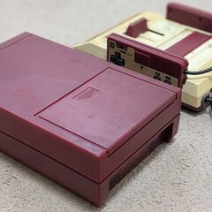 初代ファミコン 本体(HVC-001) + ディスクシステムの画像