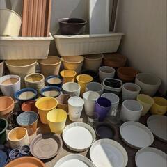 激安です、、植木鉢　と受け皿　まとめ売りの画像