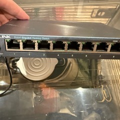 TP-Link 8ポート スイッチの画像