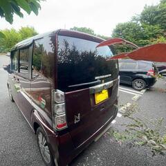 ホンダ N-BOX ワインレッド スライドドアの画像