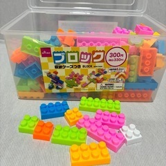 美品✨ブロック(収納ケースつき)の画像