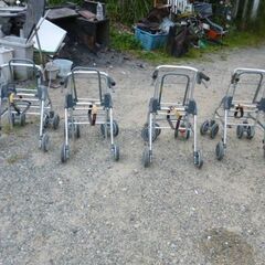 引き取り限定 高齢者用歩行器ジャンク品６台セット 修理ベースにの画像