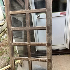 昭和レトロな窓付きドア　2枚あります　の画像
