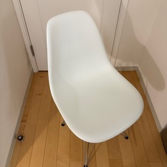 イームズ　シェルチェア　リプロダクトの画像