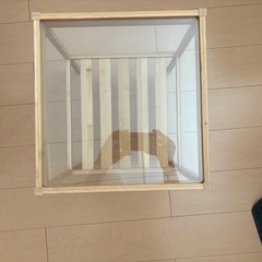 サイドテーブルの画像