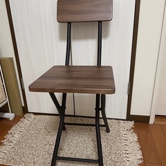折り畳みチェアの画像