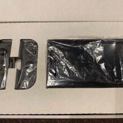 Nintendo Switch 本体 ブラック Joy-Con付き
の画像