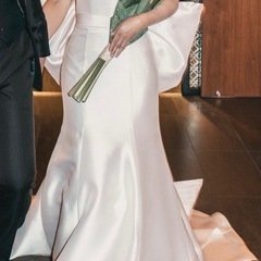 【着用1回のみ】マーメイド　ウェディングドレス 白