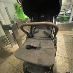 ベビーカー
の画像