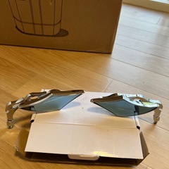 新品バイクのミラー