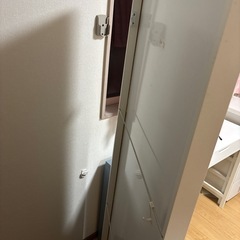 【問合せ終了】IKEAの大きめ姿見•白い縁の鏡ですの画像