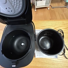 東芝 IH炊飯器 3号炊き　22年製 RC-5XT の画像
