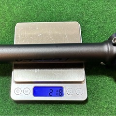 クロスバイク用カーボンシートポスト軽量
の画像