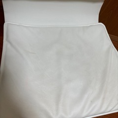 オフィスチェア　ホワイト　白の画像