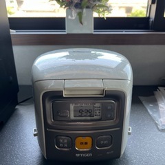 炊飯器/ 
タイガーマイコン炊飯ジャー